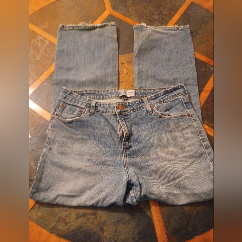 Womans Levi Strauss size 16